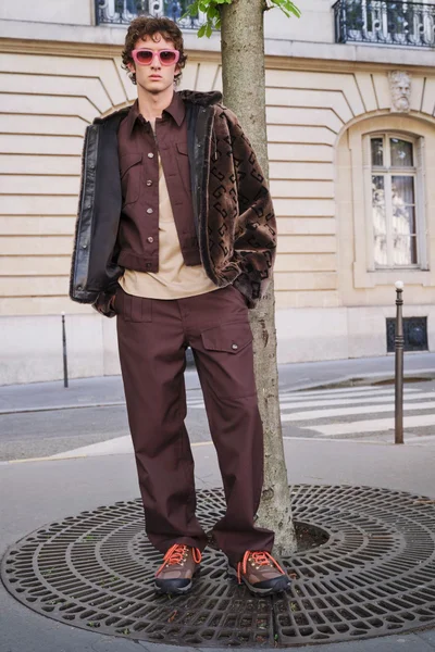 Look 14
